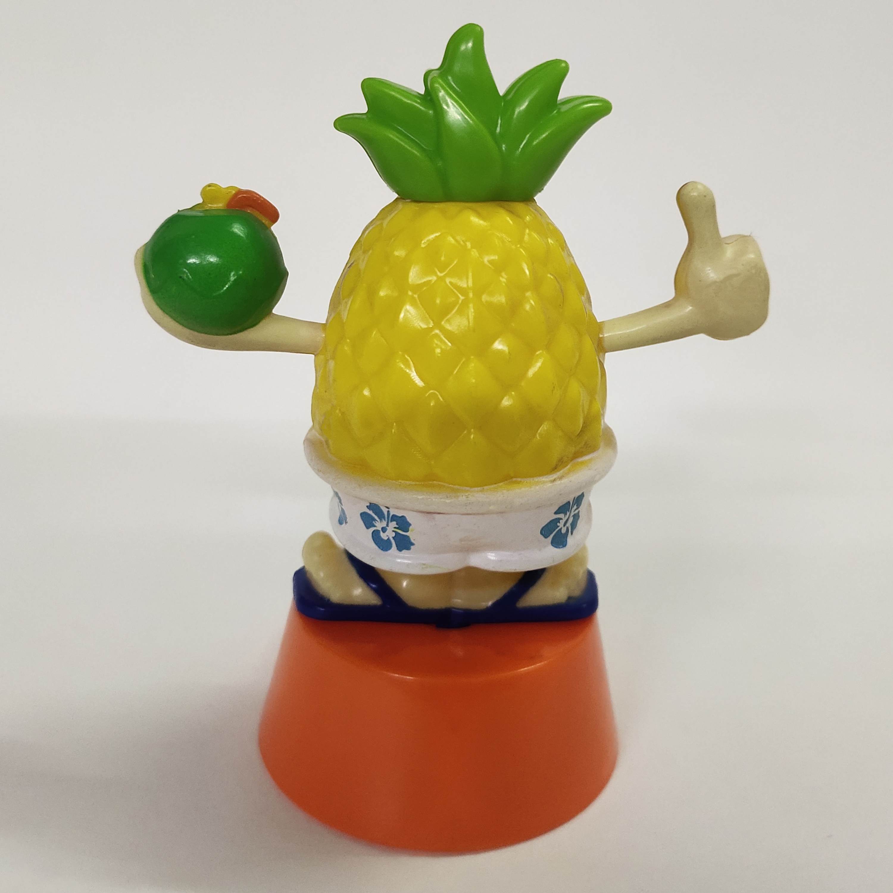 Car Decoration Solar Powered Dancing PINEAPPLE Swinging Animated Dancer Toy