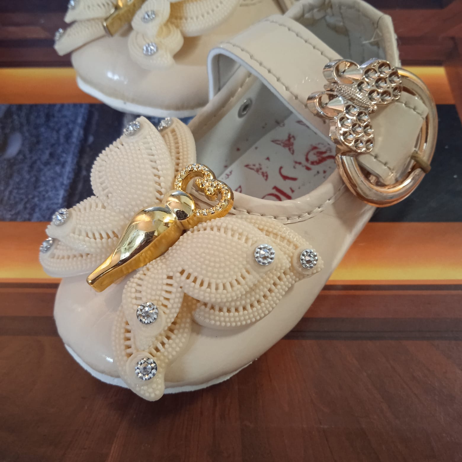 Baby Girls Shoes Shining Newborn Baby Girl Shoes Newborn Girls Shoes First Walkers Soft Sole Infant Toddler Sneakers 0-12 Months ( GS K11 )