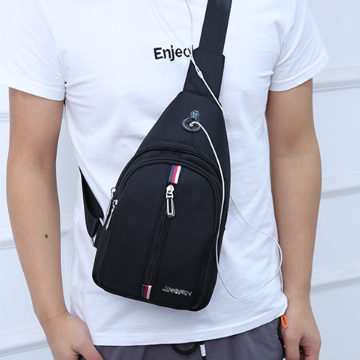 OutDoor Travel Fashion Mens CrossBorder Shoulder Bag Trend Leisure. Chest Bag New Men Simple Nylon Fashion Waterproof One Shoulder Crossbody Bag