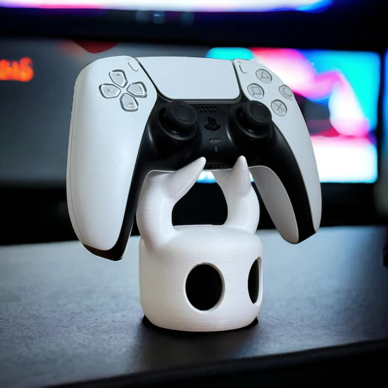 Hollow Knights Universal Controller Stand Holder - Handcrafted Gaming Accessory for PlayStation, Xbox one / Xbox 360, Xbox all Series Switch - Unique Gamer Gift Decor