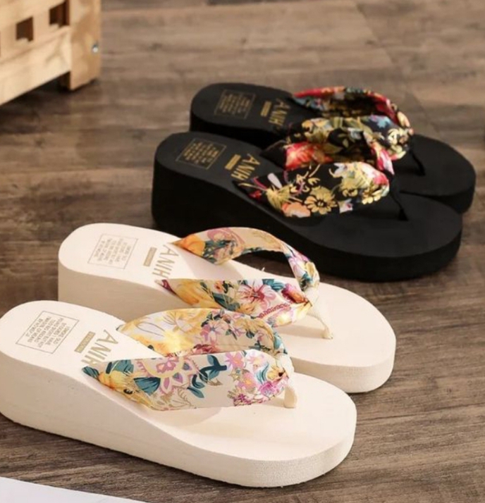 Fashion Women Flip Flops Summer Beach Platform Slippers Casual Outside Wedges Sandals Summer Women Shoes