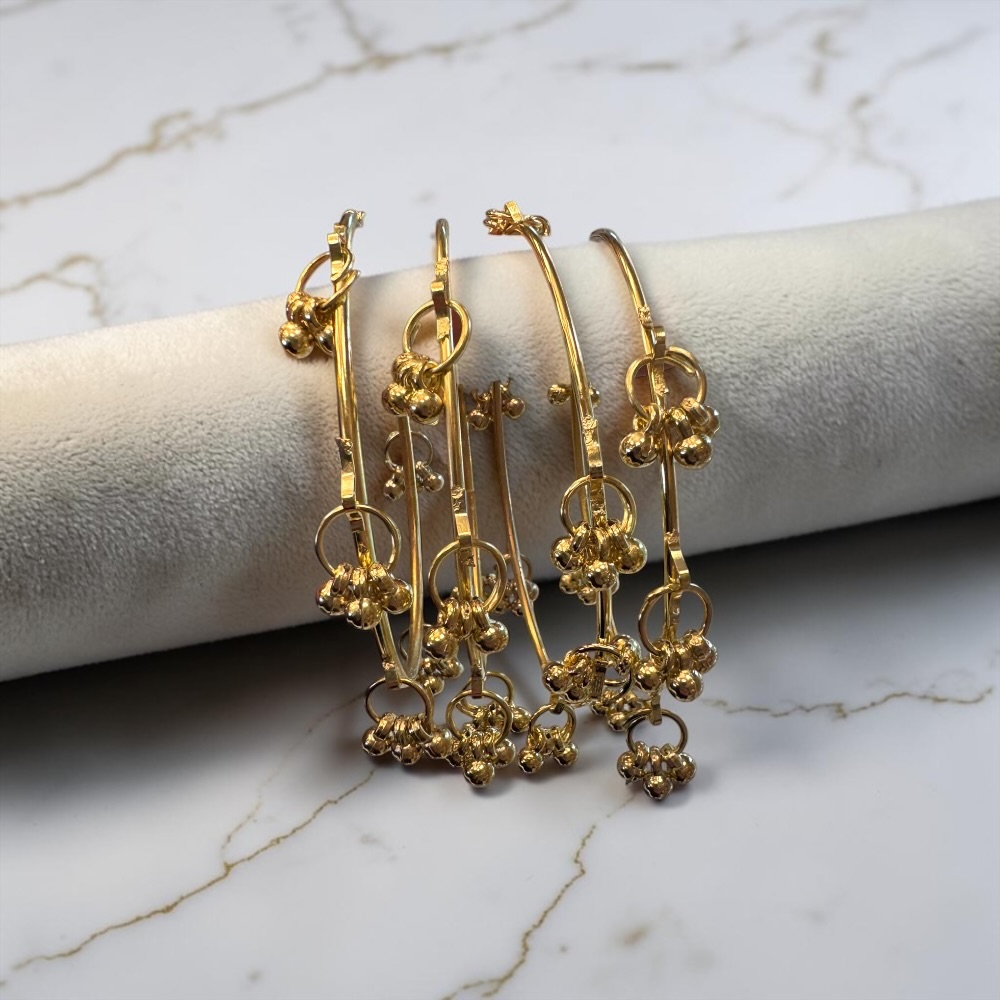 Kungru Bangle Set of 4 for Women – Traditional Churi Kara Bangles with Hanging Charms