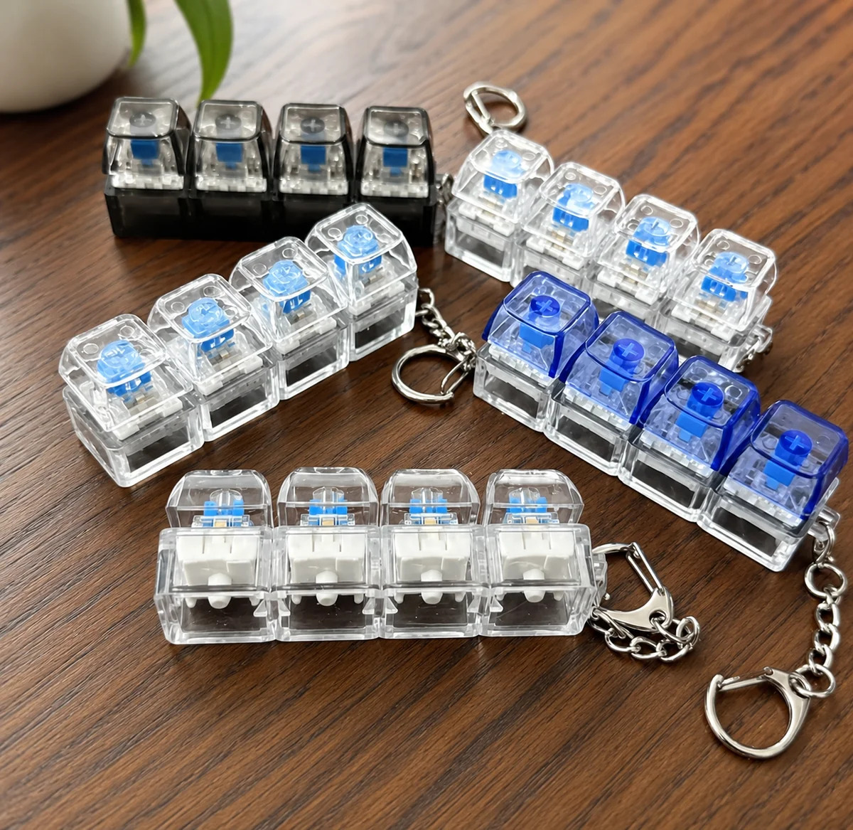 1/4 Key LED Light-Up Cat Keychain Keyboard Clickable Button Fidget Toy For Stress Anxiety Relief Phone Backpack Pendant Key Ring