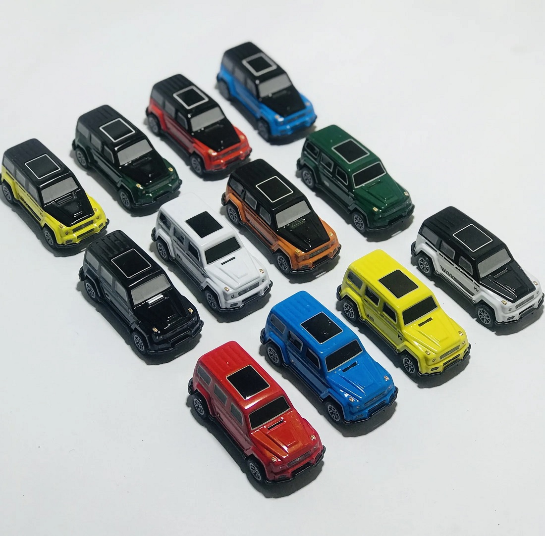 1:64 Scale Pack of 12 Mercedes Benz AMG Tin Metal Body Car Jeep Pull Back Die Cast Model Mercedes Benz G Class Wagon  Toy Car For Kids || High Quality Car Diecast Metal Cars Toys Vehicles For Kid,  Metal Auto Racing Cars Children Toys Gifts