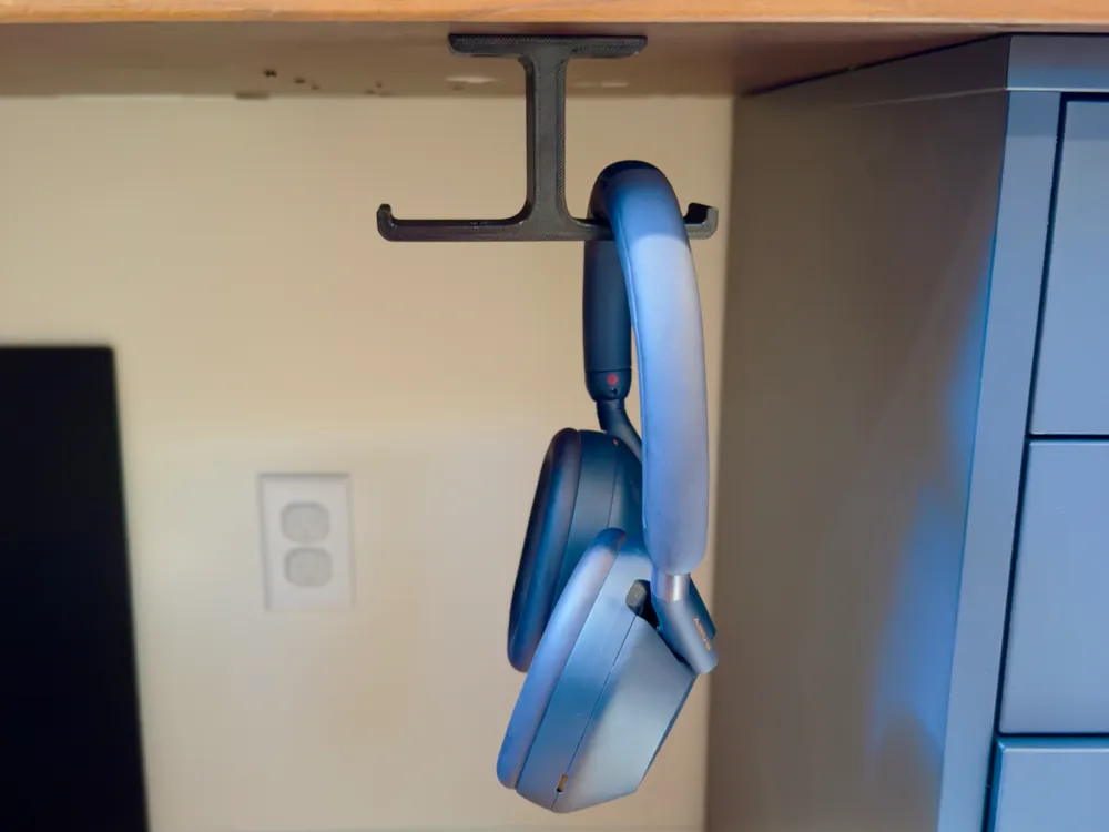 Under Desk Headphone Holder – Space-Saving Headset Hook | Sleek Clamp Mount Organizer for Gaming, Office & Studio