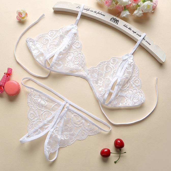 Lace-Up Lingerie Set – Three-Piece Bra & Bikini (40-65 KGS)