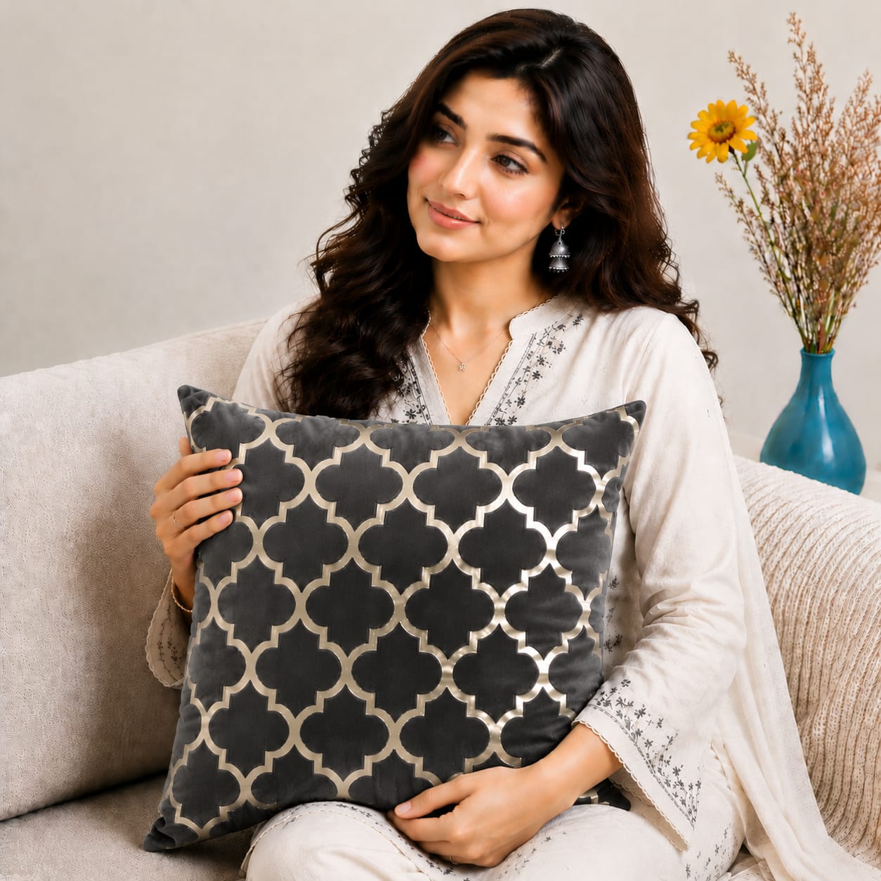 Elegant Geometric Pattern Velvet Cushion Cover 16x16 Inch Home Decor