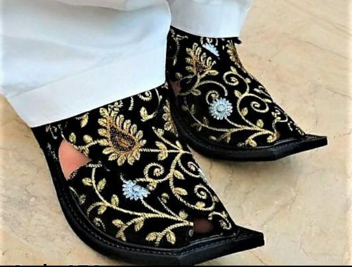 Aggregate 144+ peshawari sandals in karachi best vietkidsiq.edu.vn