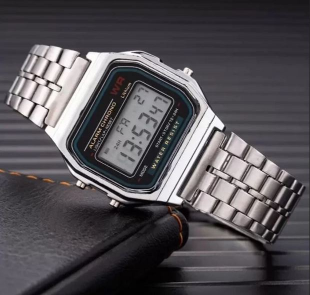 Digital Vantage Casio Smart Watch | Original Casio Watch for Men | Strong Strap | Modern & Stylish Look Digital Analog/Digital Display | Original Casio
