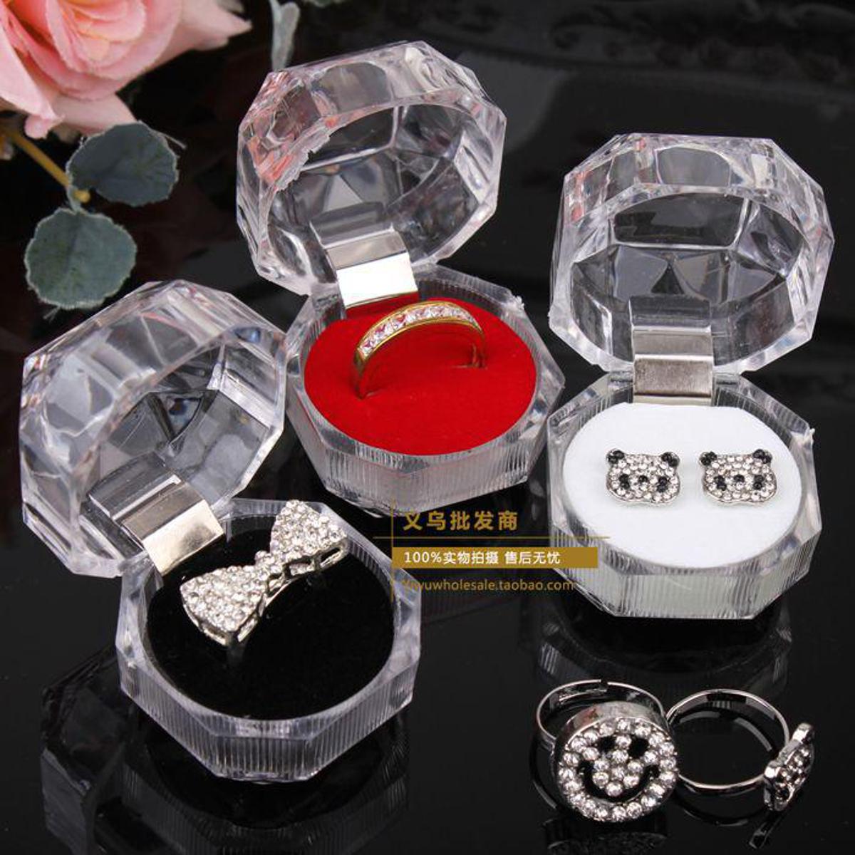 Pack of 3 - Plastic Diamond Shape Rings_Box Jewelry Display Gift Box Holder