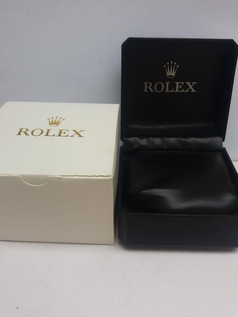 High Quality Gift Box For Watch And 1 Simple Watch Free
