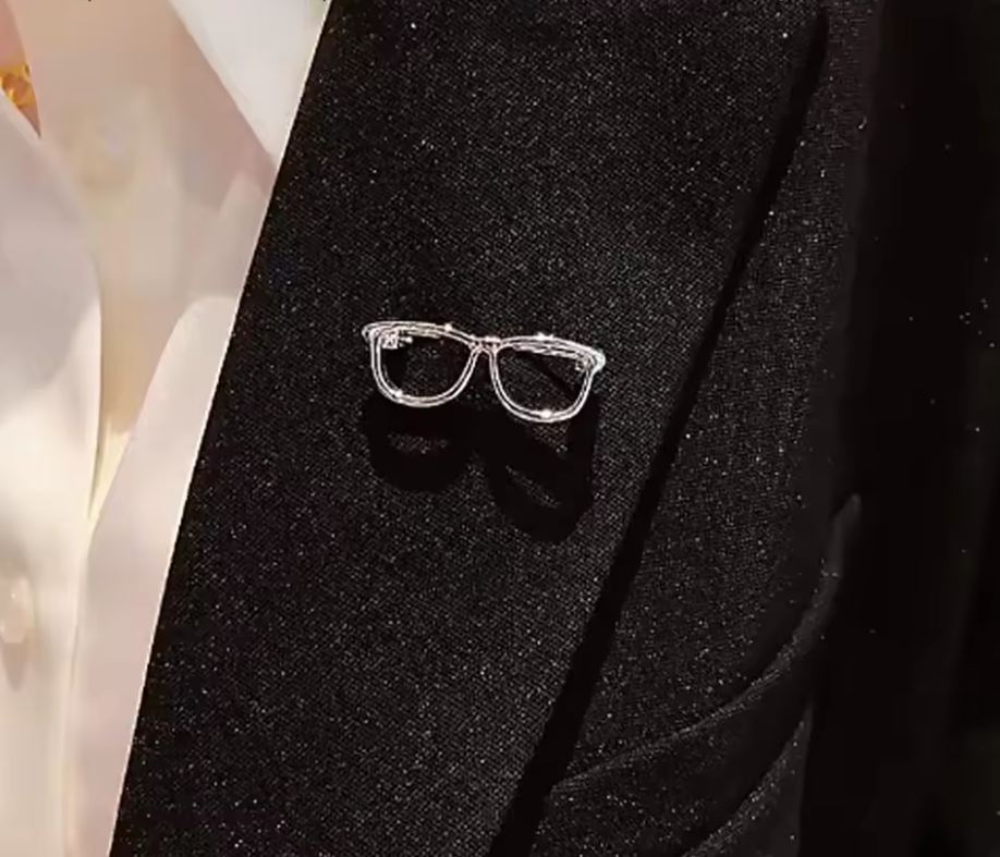 Mini Glasses Brooch Backpack Pins For Men Women Men Stylish Lapel Pins Jewelry Accessories Wedding Birthday Party Gift