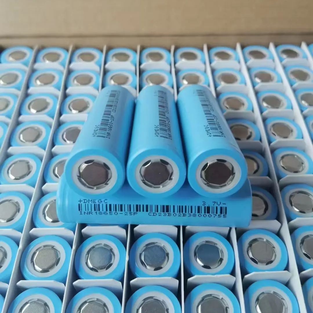 18650 Lithium Ion Rechargeable Cell 3.7V to 4.2V | Capacity Checked Reclaimed Power Battery | 2000mAh to 2600mAh | For DIY Projects, Power Banks, Solar Lights, Torches, Flashlights, Robotics, Toys, E-Bikes, Electronics Kits, Pakistan 18650 Battery