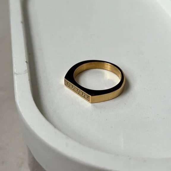 Latest Fashion Step Sleek Ring for Men to be worn at special Occasions