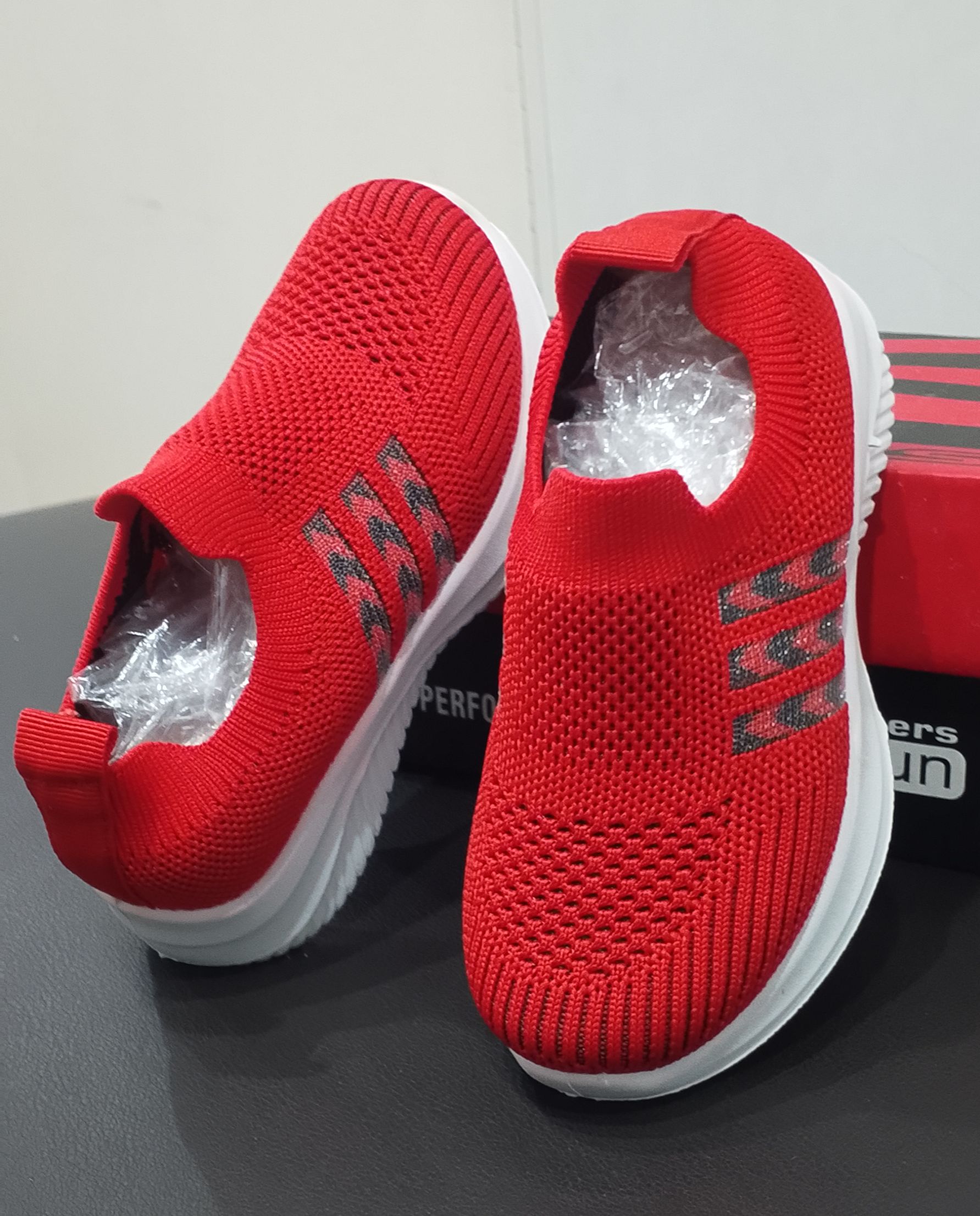 Premium Quality Children's Shoes-Soft Sole, Anti Slip Design/ For Boys and Girls