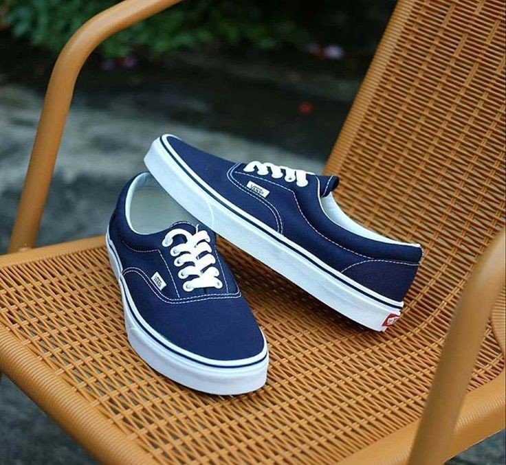 Vans Old Skool Authentic | Best Casual And Partywear Sneakers | Stylish Shoes For Men And Boys