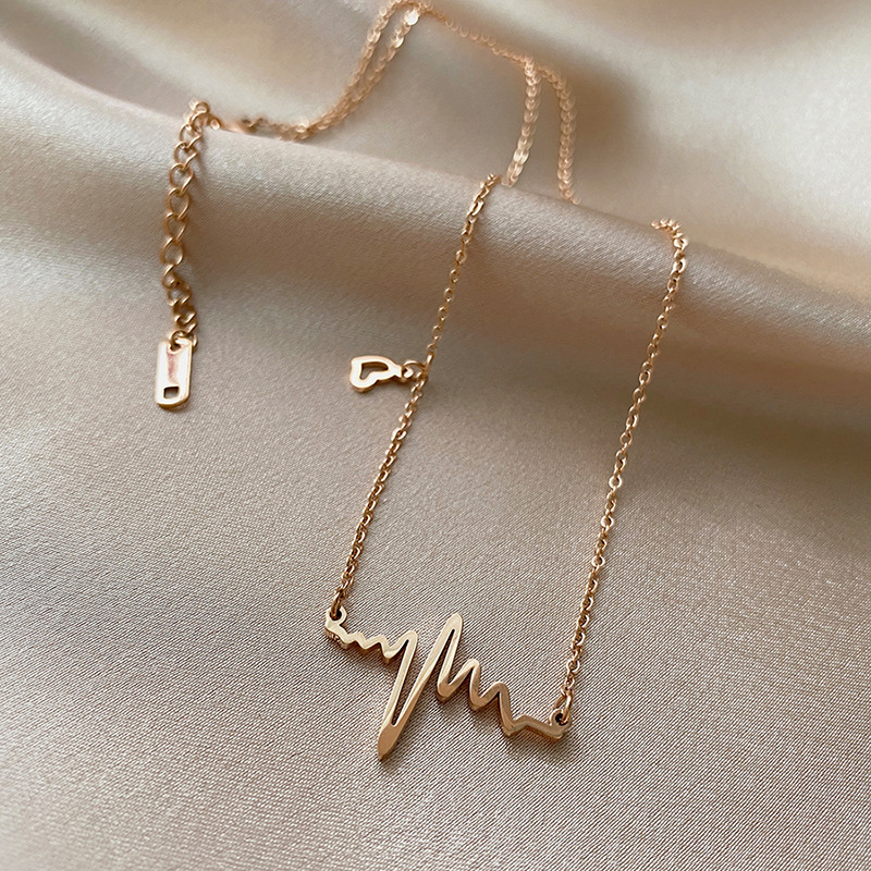 Heart Wave Necklace For Women - Elevate Your Look With Stylish Necklace For A Romantic And Elegant Appearance