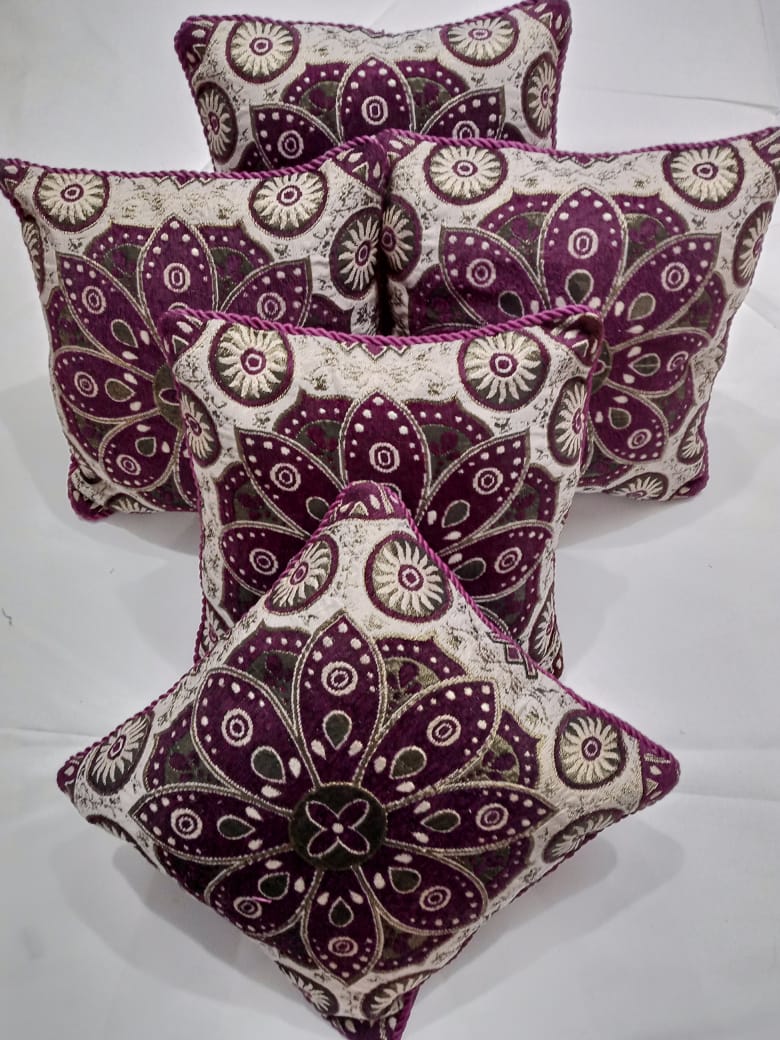 5-Piece Velvet Jacquard Cushion Cover Set Elegant and Durable
