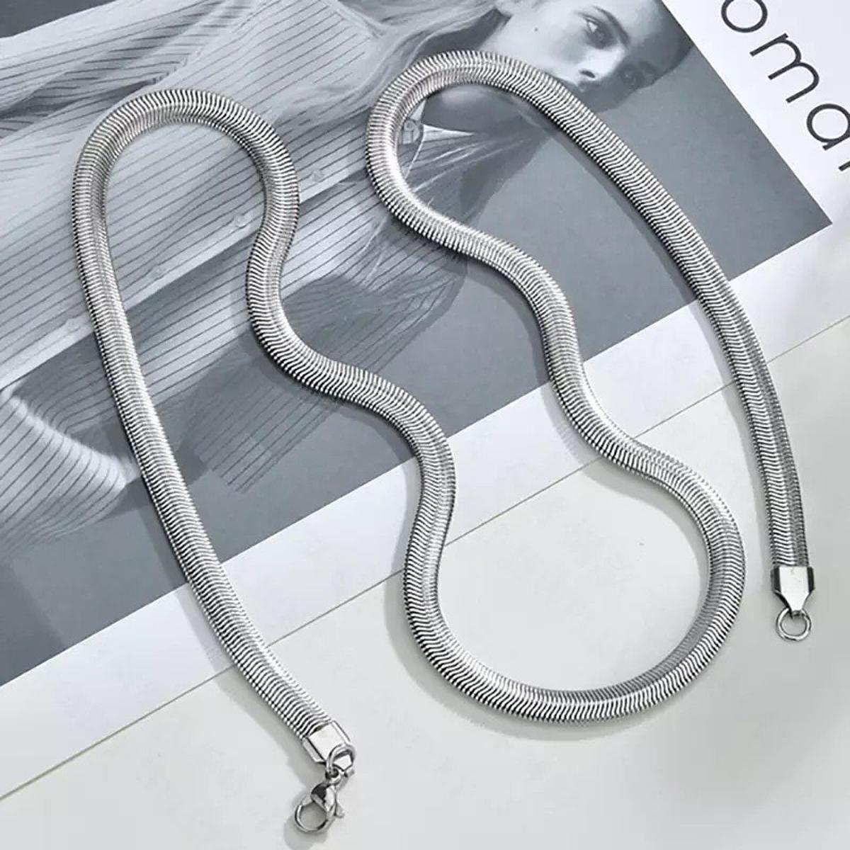 New Trendy High Quality Top Trending Snake Style Silver Neck Chain for Men - Silver