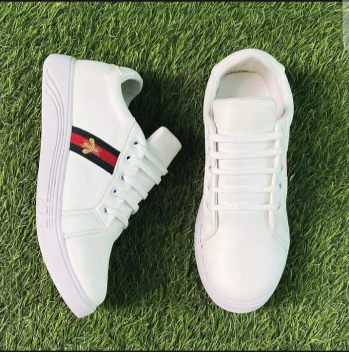 Casual Women's Sneakers - Comfortable Everyday Wear Shoes