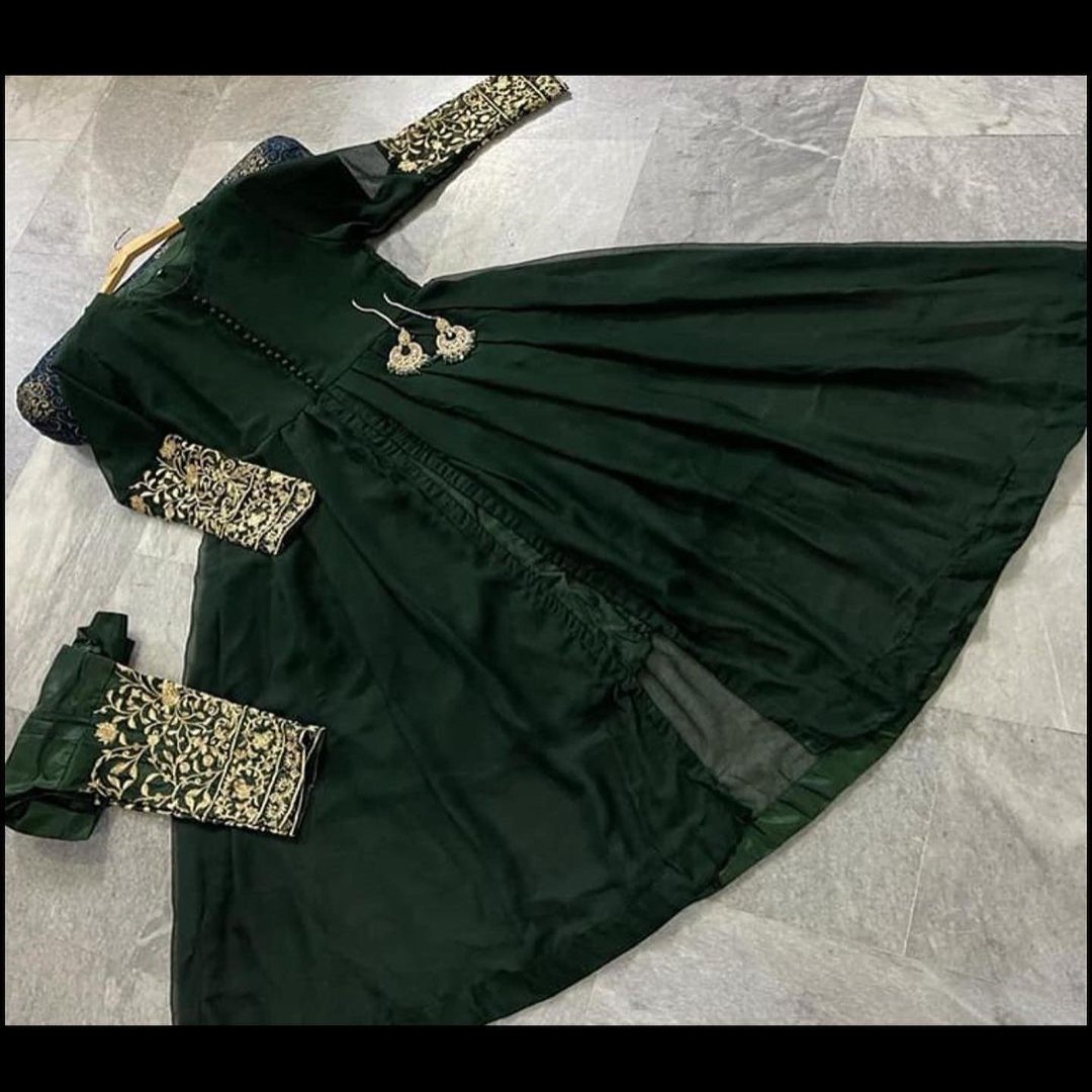 Stylish Embroidered Chiffon Maxi with Embroided Trouser Full Flair