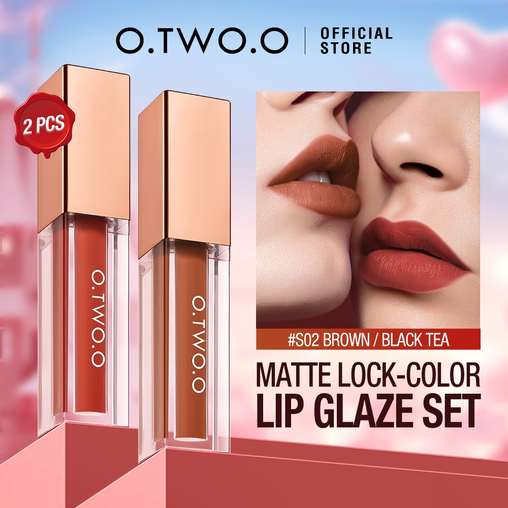 O.TWO.O 2 in 1 Lip Glaze Set