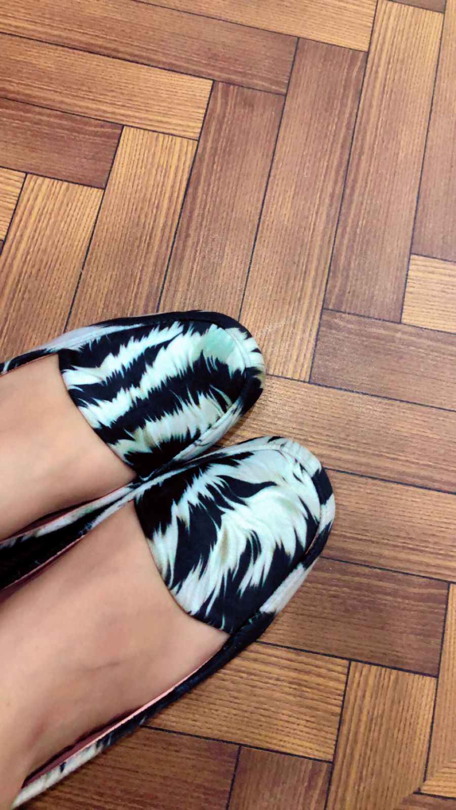 New Fancy Stylish Ladies Winter Shoes\Pumps For Women And Girls