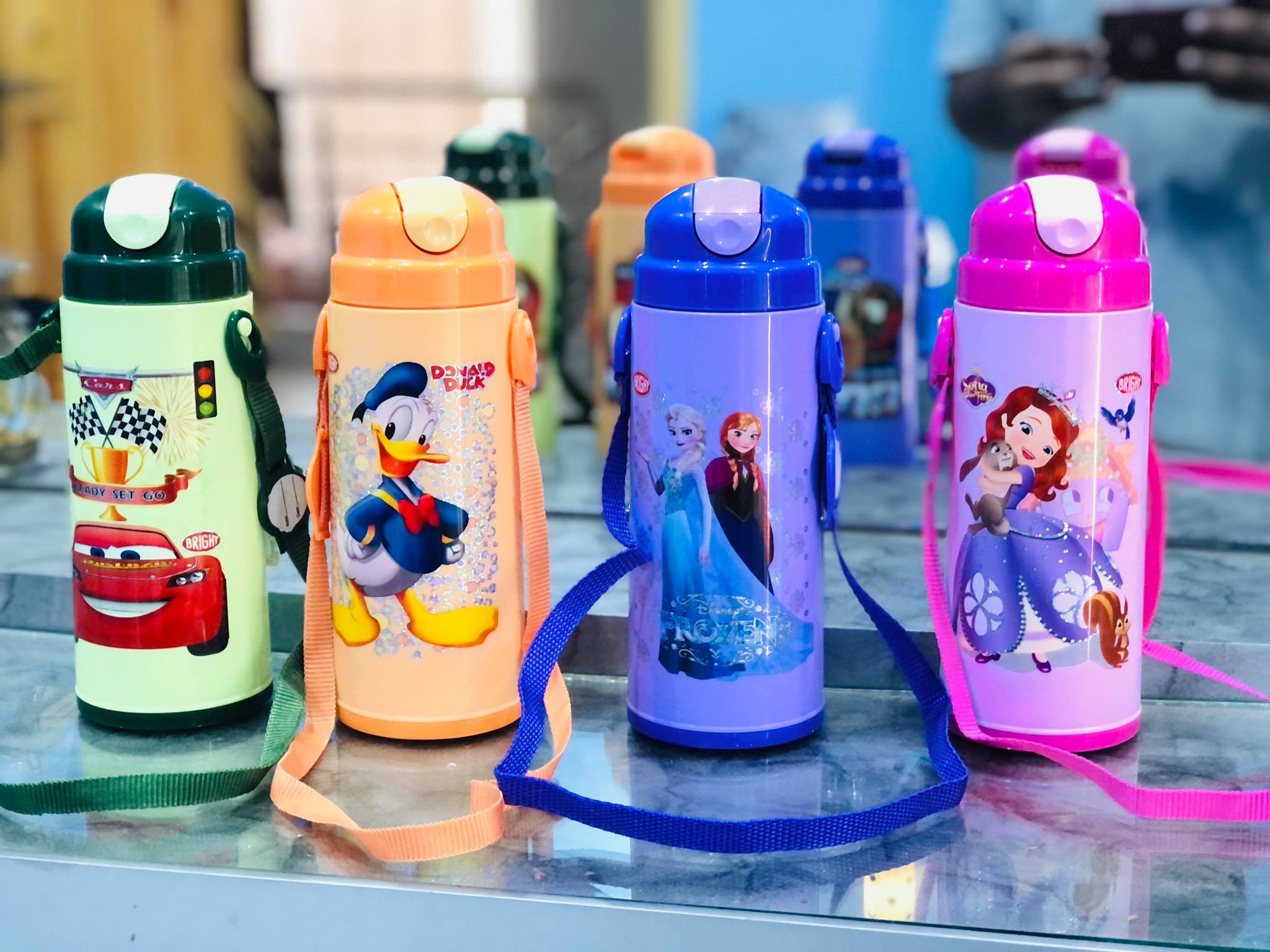 Bottles/Kids Bottles/Water Bottles / Sch0ol Bottles / Kids Water Bottle For  School ( Random Designs and Colors)