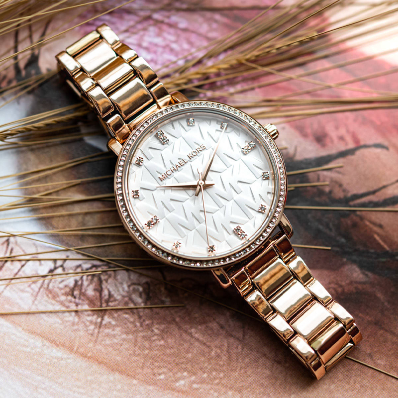 Michael Kors MK4594 Stainless Steel Wrist Watch for Women Wrist