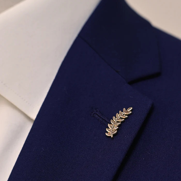 1 PC Leaf Brooch Unisex Badge Lapel Pin Jewelry For Coat Shirt Collar