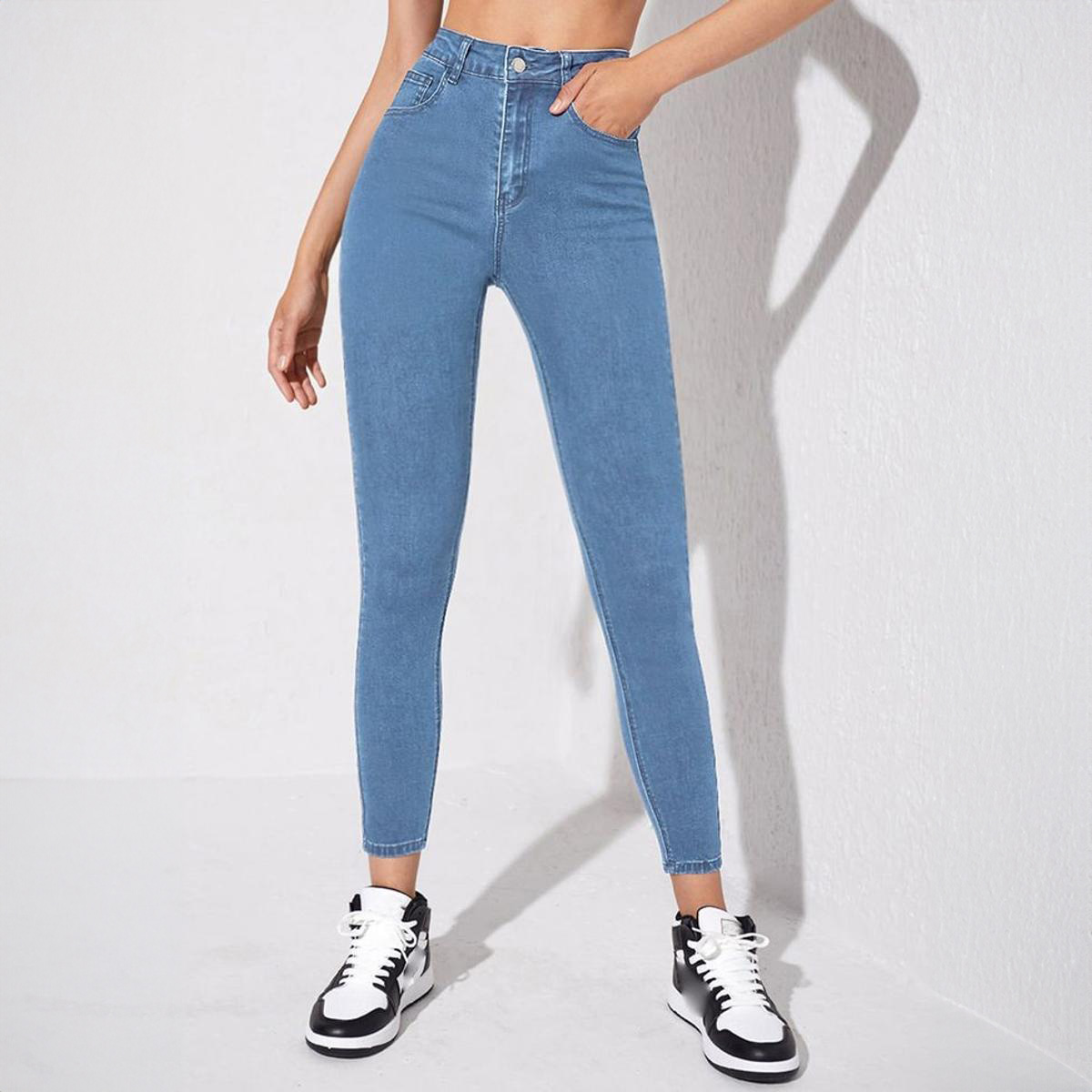 Ladies Jeans Pant for Girls - Comfortable Fit, Casual Wear
