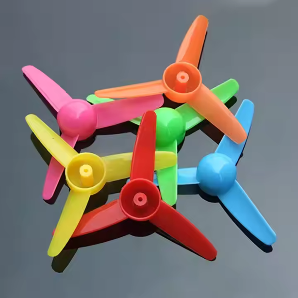 Pack of 3 High Quality DIY Fan Propeller Blades for Mini DC Motors – 4 Blade Plastic Props for Kids Science Projects, RC Boat, Robot Car, Electric Motor, Drone, Airplane, Toy Fan, STEM Model Craft, Battery Powered DIY Toys Accessories Kit