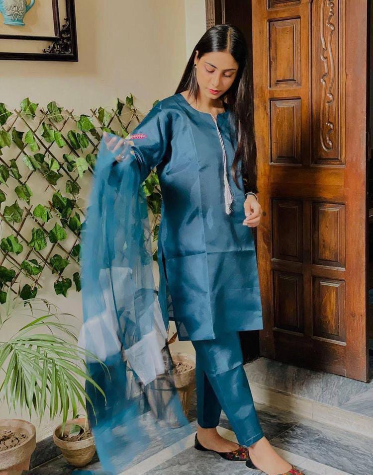 Katan Silk Fancy Net Dupatta Embroidery Three Pieces For Girls.