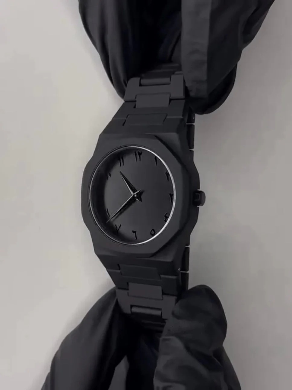 Black Arabic Aura Watch For Men – Elegant Design, Arabic Numerals, Premium Quartz Movement