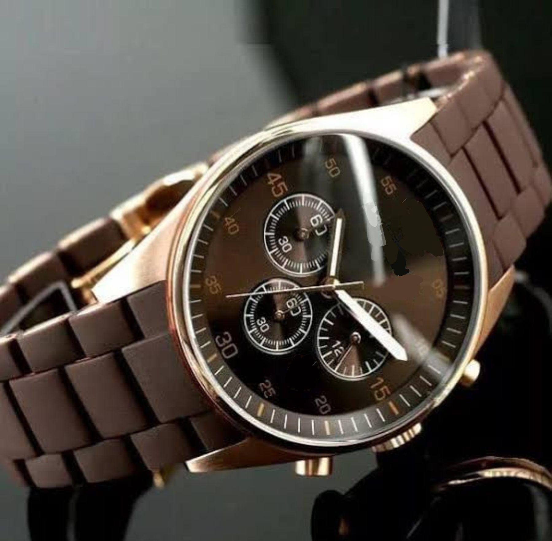 High Quality Wrist Watch For Men & Boys| Decent Wrist Rubber Strap Attractive Dial