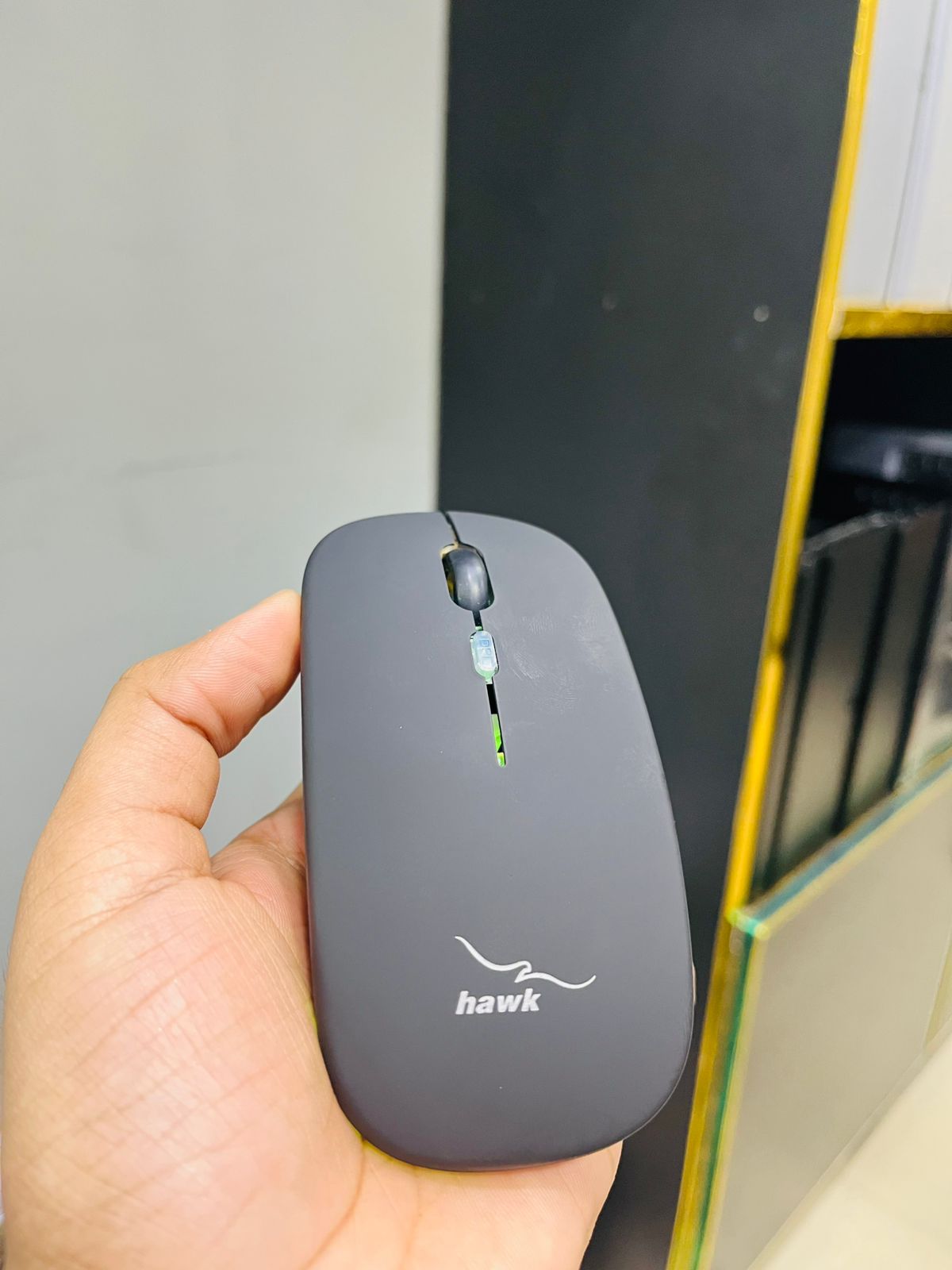 Hawk HK01 Wireless Mouse – Slim Silent Click, 2.4GHz Lag-Free Connection, Long Battery Life, 1600 DPI Precision, Ultra-Comfort Design for Laptop & PC