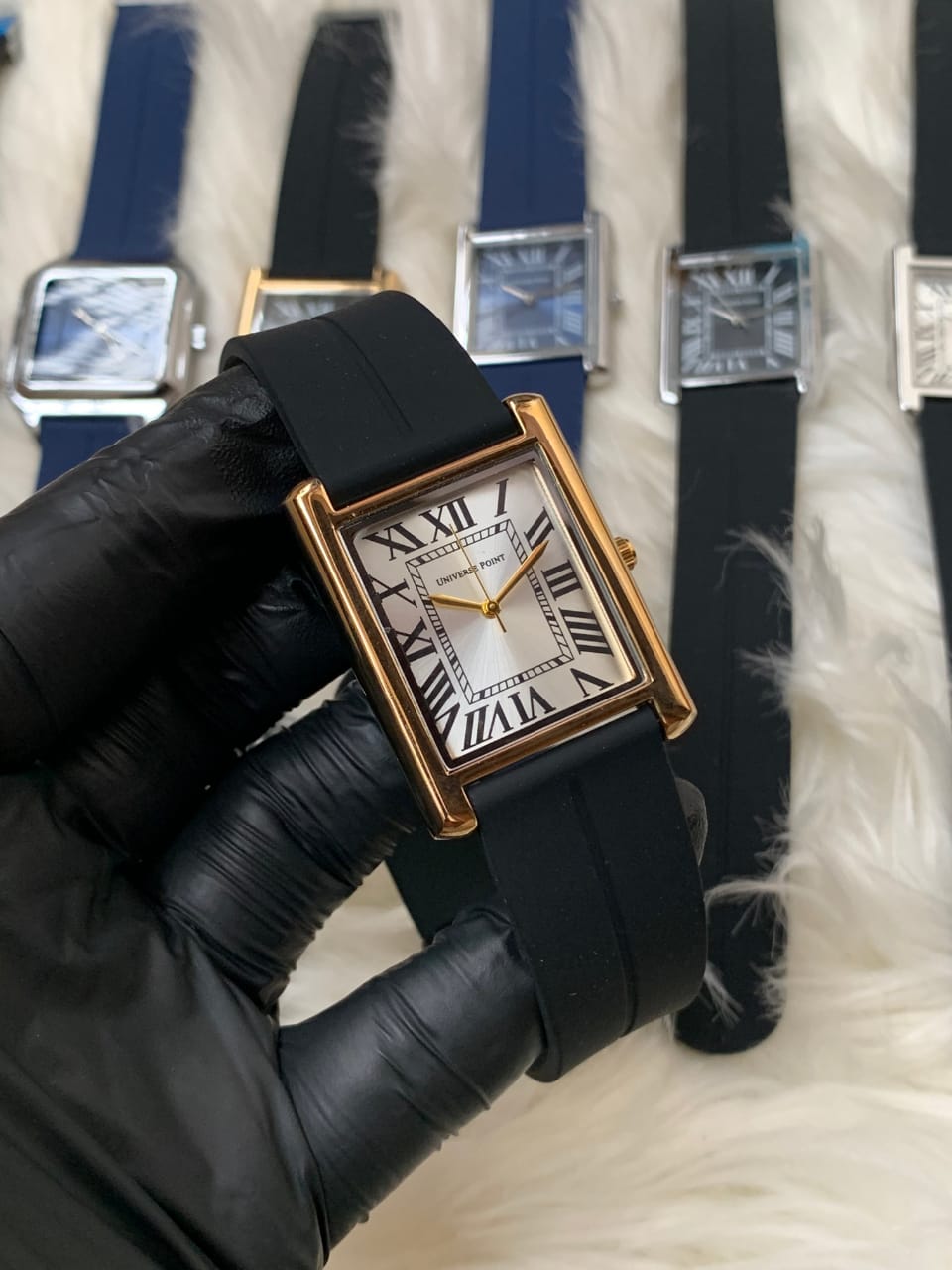 Leather Strap Watch For Men's – Stylish Fashion Quartz Silicone Soft Rubber PU Strap Waterproof Belt - Elegant Business Watches for Boy's in Rectangular Shape Dial Analog Old Money Time Classic Vintage Look For Men With Golden & Silver Case