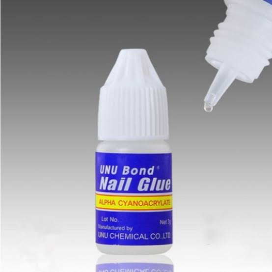 Professional Nail Glue for Nail Art, Fake Nails & Rhinestones | Salon-Quality Adhesive for Acrylic & Gel Extensions | Long-Lasting Hold  (Glowmuse)