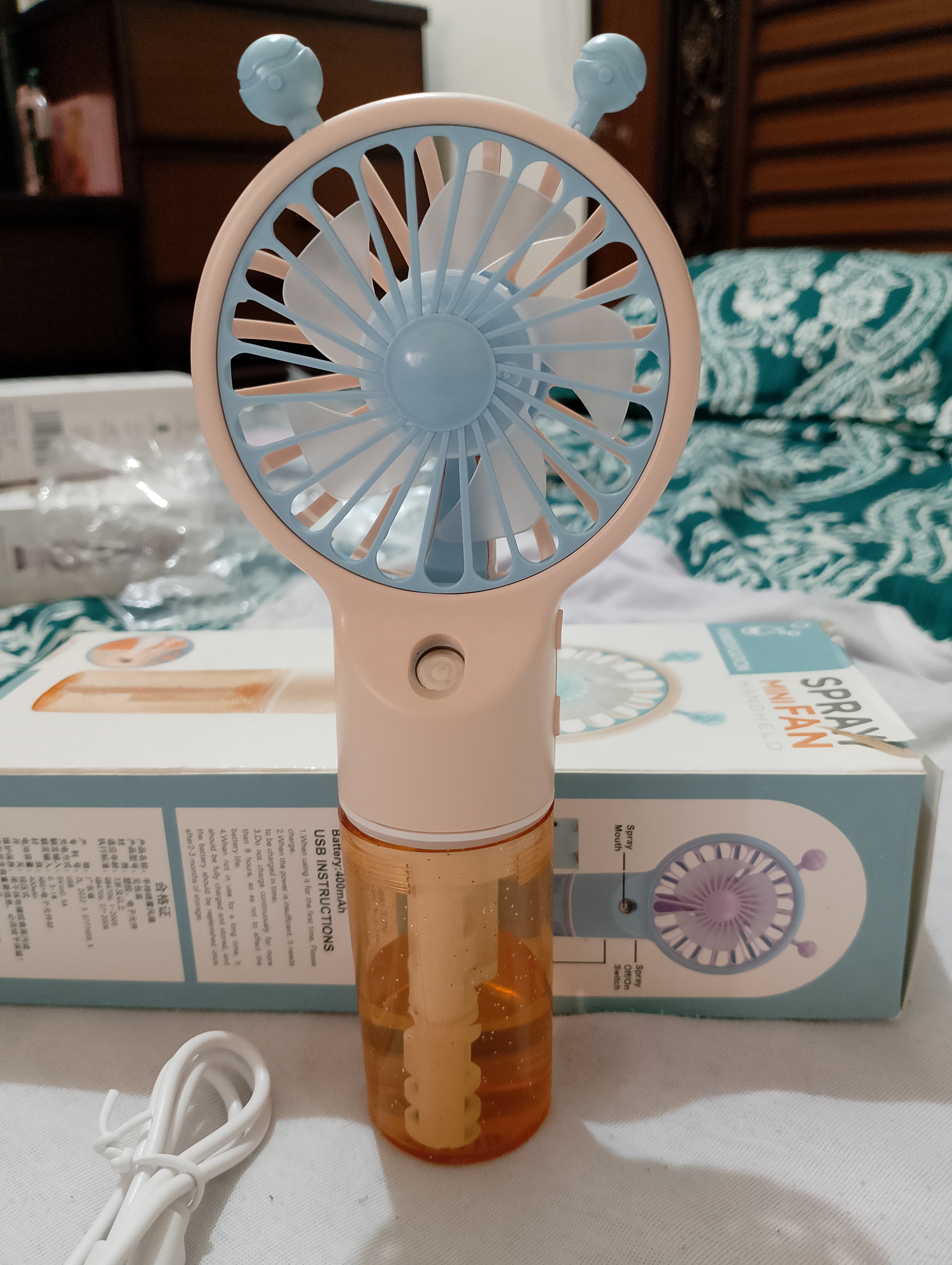 Portable USB Rechargeable Fan with Multiple Speed Settings and LED Light - Multi-Color Options