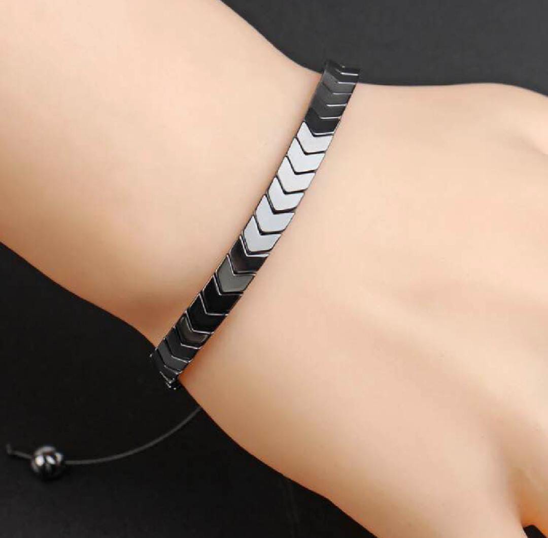 Order Studio Presenting New Stainless Steel jewelry Bracelet Adjustable Heart Arrow Magnet Bracelet for Men and Women Jewelry