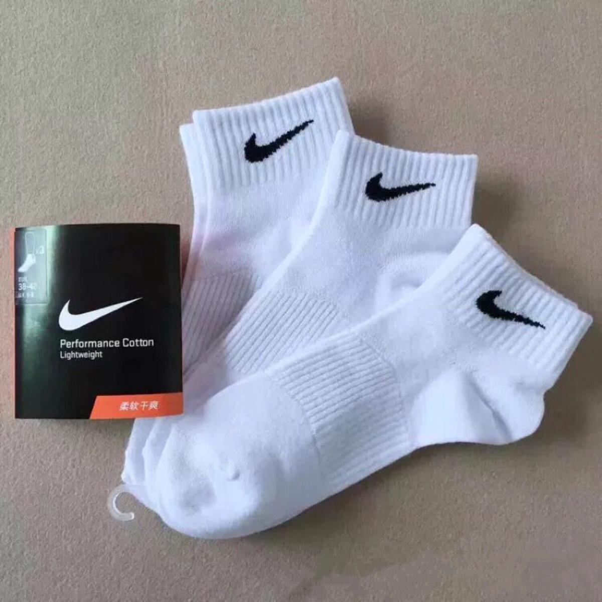 white cotton nike socks