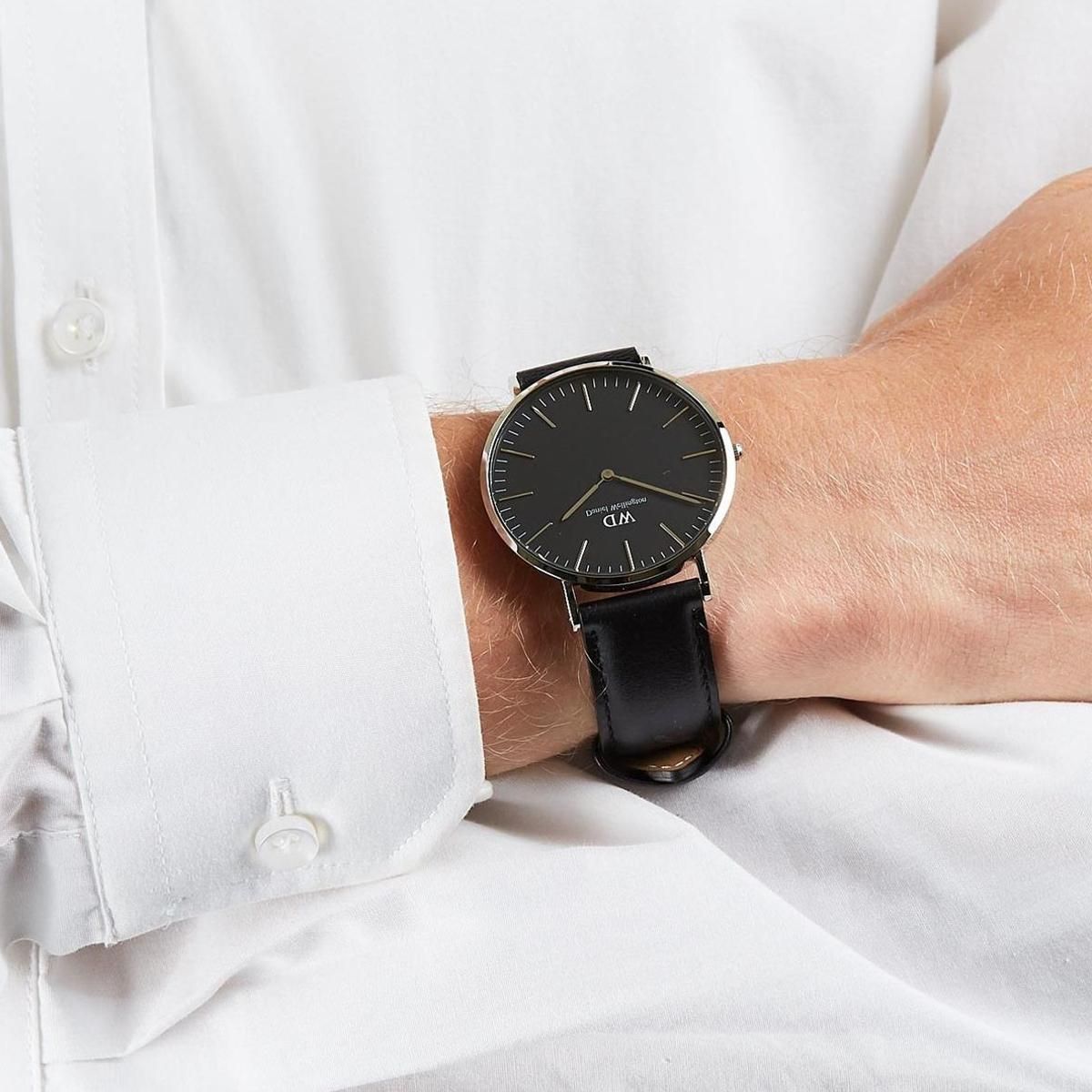 Top Arrival BrandNew Watch For Business All Black Leather Straps Stylish Wrist For Man Boys