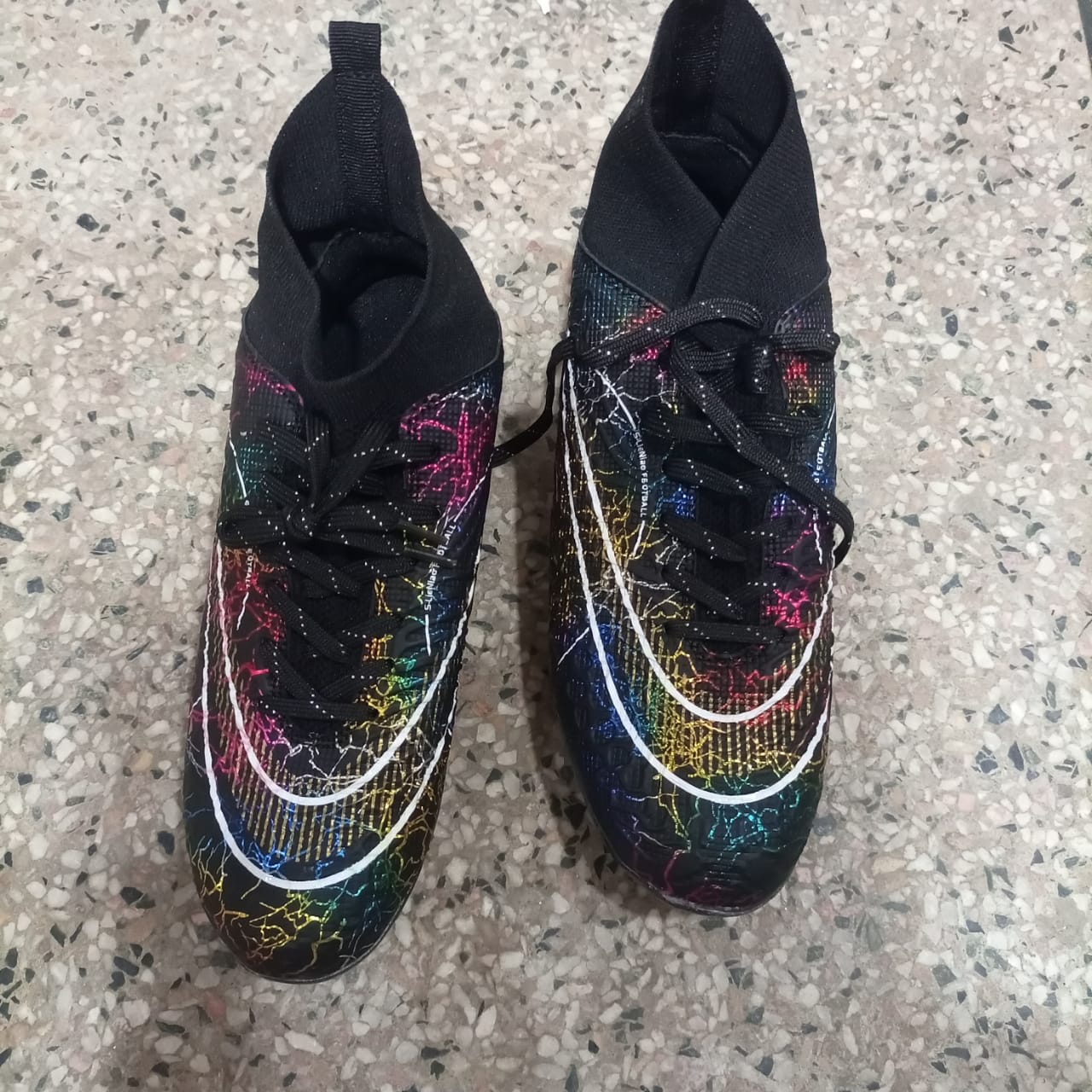Professional Football Studs for Men & Boys | Soccer Cleats | Non-Slip Grip Football Shoes | Lightweight Sports Shoes | Outdoor Grass & Turf Football Boots