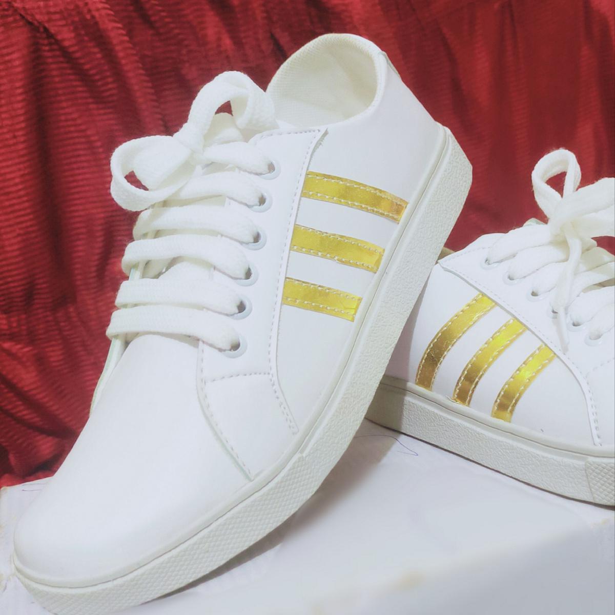 Latest casual sneaker,Light weight fashion sheos,white lace golden touch Trendy running walking shoes