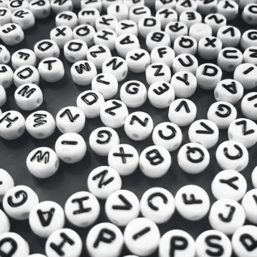 200Pcs 7mm Black Letter Loose Spacer Alphabet White Acrylic Beads For DIY Jewelry Making