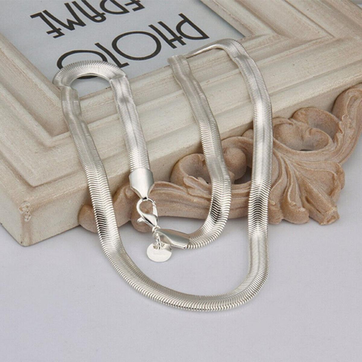 New High Quality Top Trending Snake Style Silver Neck Chain for boys/Men / Silver Snake Necklace