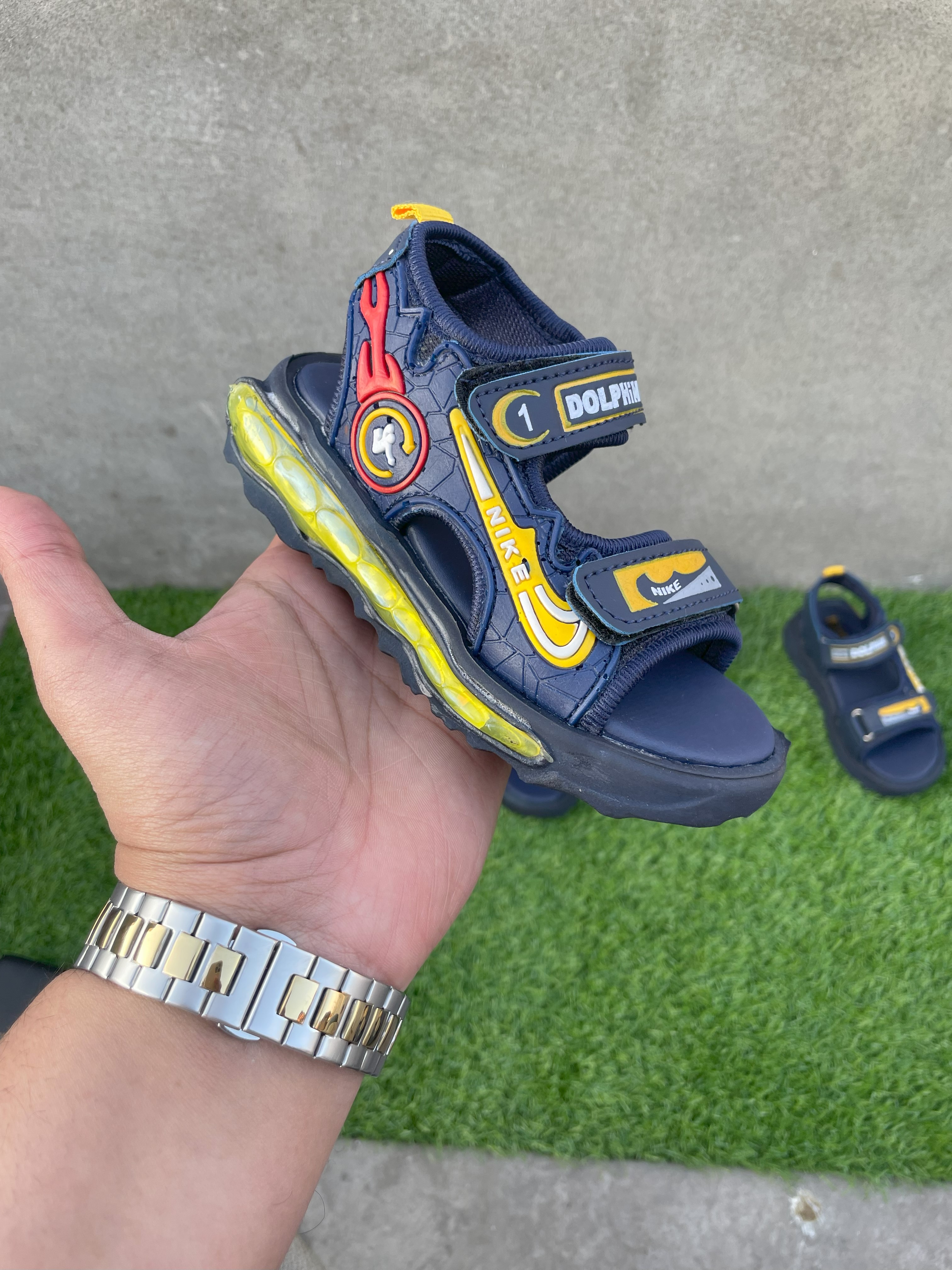 (1yrs to 10yrs) Kids Lighting sandal for boys , Kids Light sandal , Kids Light sandals boys , sandals for boys , Sandals for boys stylish , Blue Sandal for kids boys , Sandals for boys kito , Kids sandals girls , Kids sandal , boys sandals , boys sandal