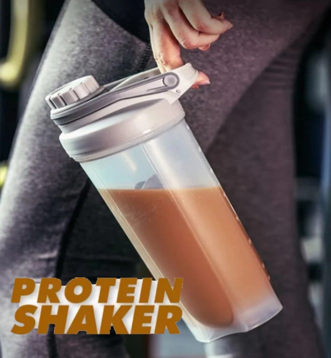 Protein Shaker Bottle Sports Gym Water Bottle Multi-Purpose Shaker with Mix Ball Blender Bottle BPA Free Plastic Easy Grip Leak Proof 700ml Gym Bottle for Gym Protein, Smoothies, Batters Fitness Workout Sports Protein Shaker Bottle with Whisk Ball