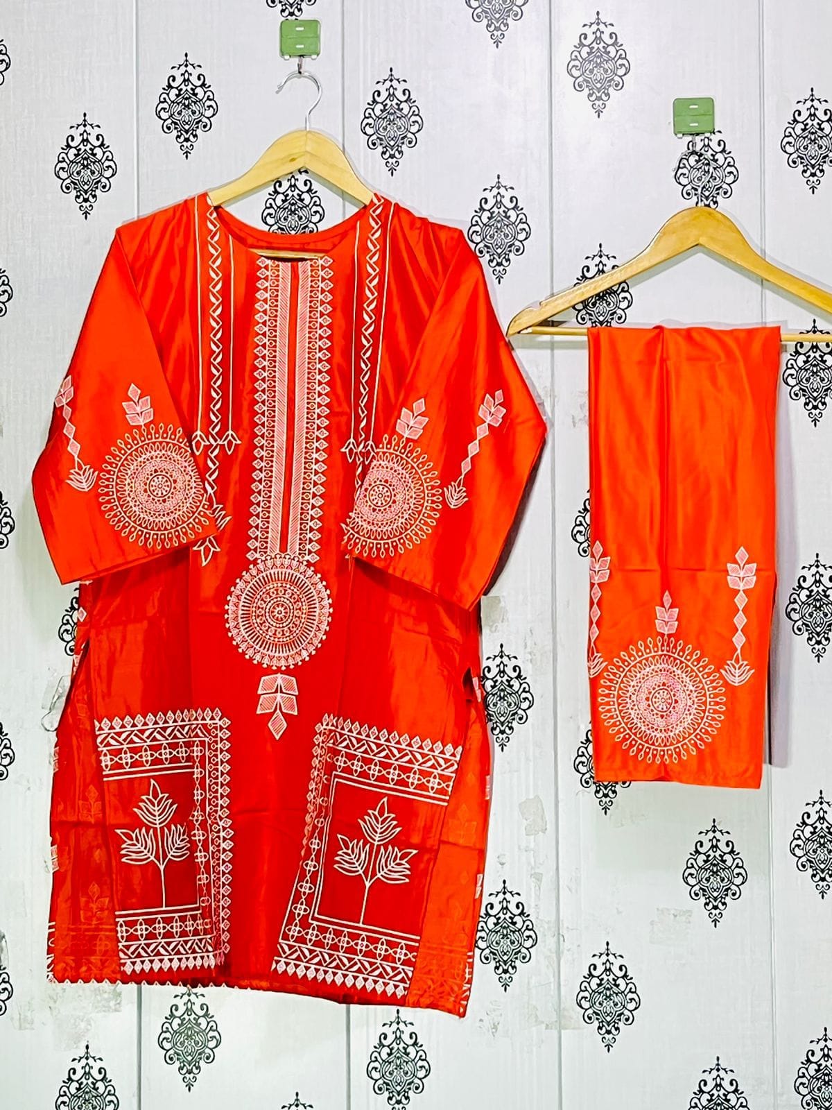 New stylish collection 3D printed stitched 2pc suit for girls and women.