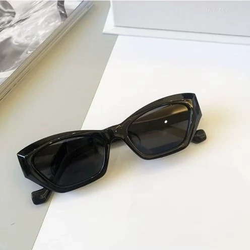 Bestwear.pk Street Shot Shades Small Rectangle Shaped Frame Sunglasses for Men & Women - Oversize Cateye UV400 Lens High End Eyewear Glasses for Girls & Boys - Unisex Full Frame Retro Street Shades for Ladies